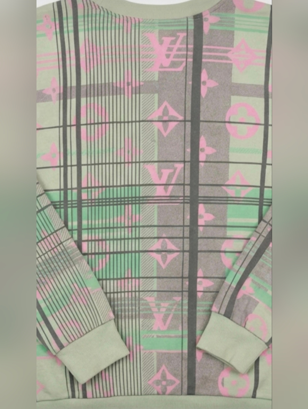 Louis Vuitton Cream Sweatshirt with Pink Accents